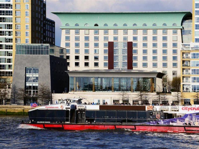 Canary Riverside Plaza Hotel Лондон Екстер'єр фото The Riverview Hotel