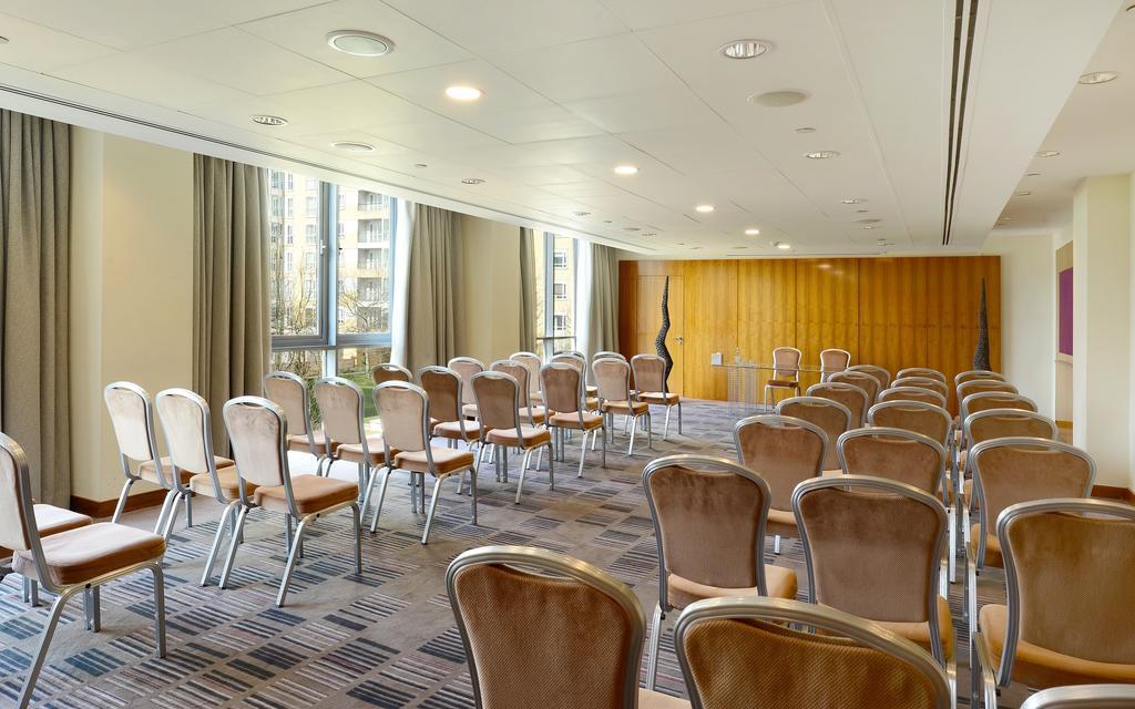 Canary Riverside Plaza Hotel Лондон Екстер'єр фото Meeting room